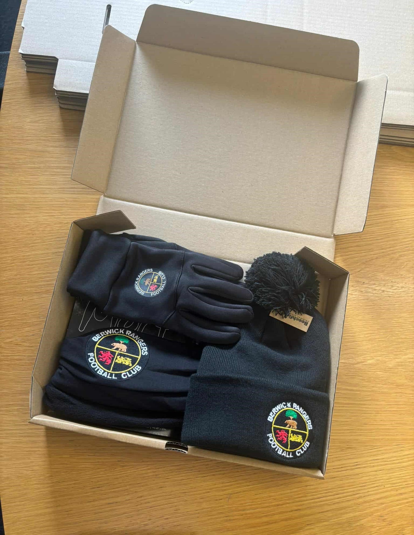BRFC ADULTS Winter Bundle - Gloves, Hat and Snood
