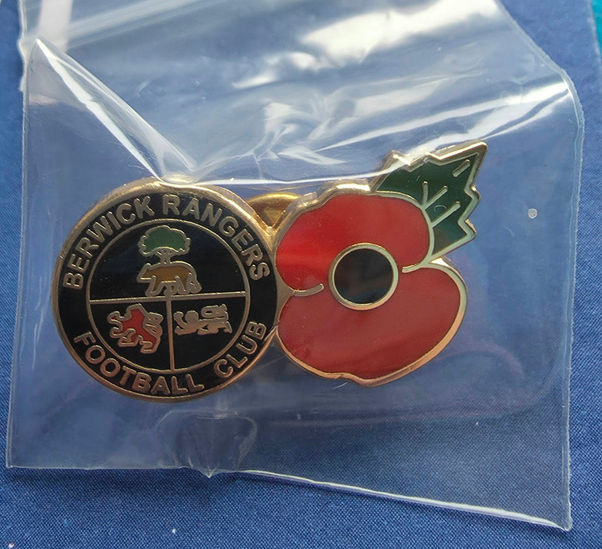 Berwick Rangers / Remembrance Poppy Pin Badge